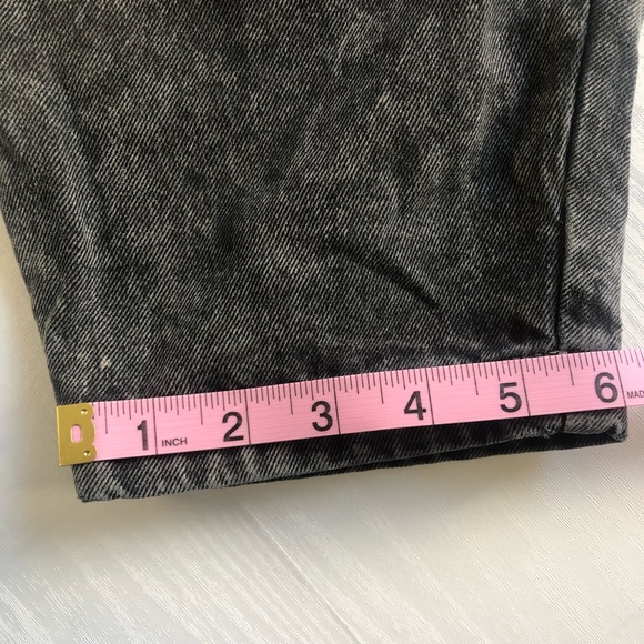 NWT ZARA Mottled/Acid Black Wash High Waisted Pleated Slouchy Jeans Size 6 - Picture 3 of 13